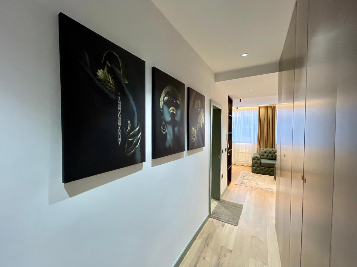 Queens Luxury Apartments Tiranë Ngoại thất bức ảnh