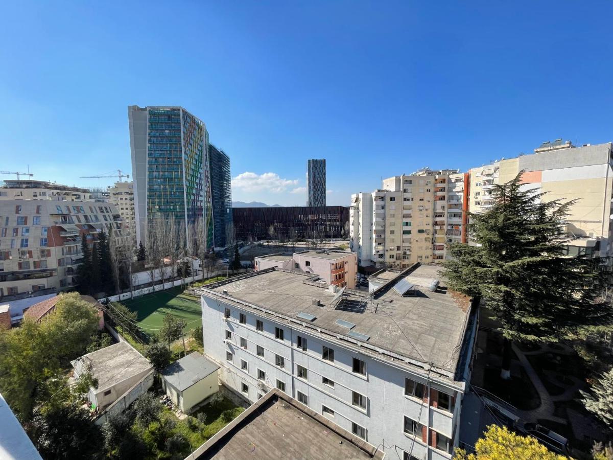 Queens Luxury Apartments Tiranë Ngoại thất bức ảnh